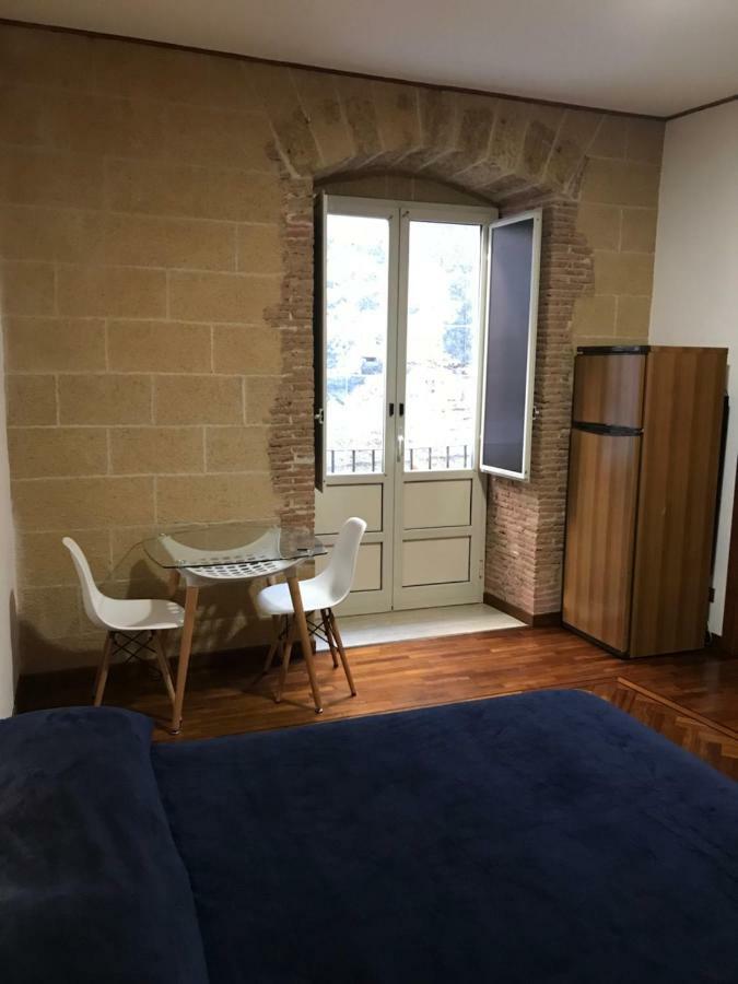 Tiny House Basilio Apartment ปาแลร์โม ภายนอก รูปภาพ